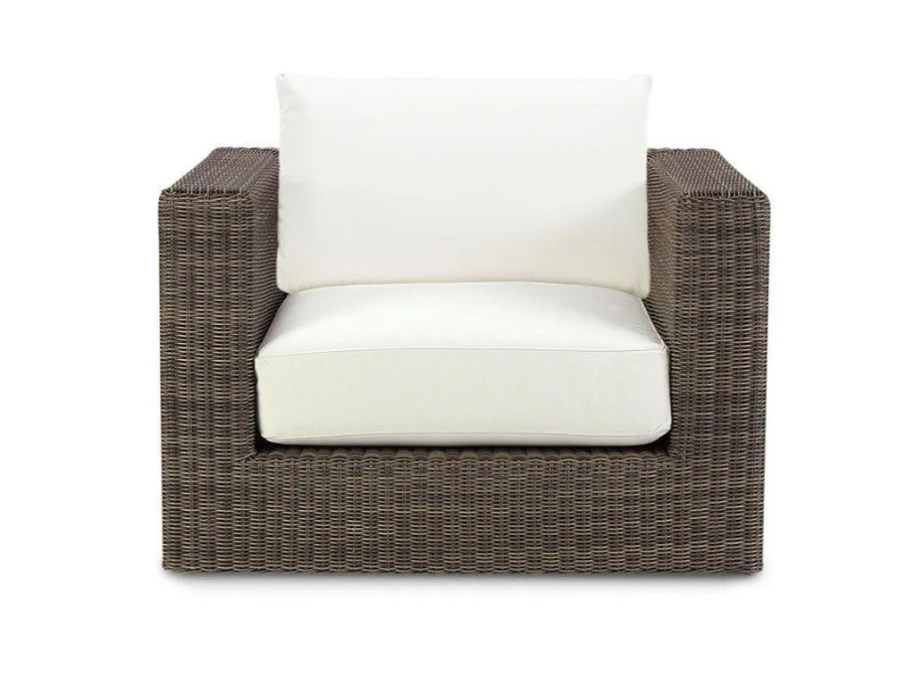 cube armchair By ETHIMO