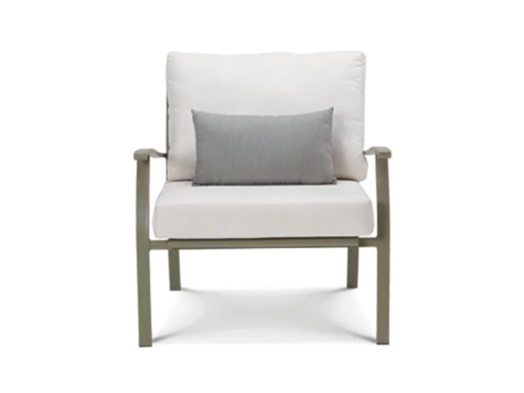elisir lounge armchair By ETHIMO