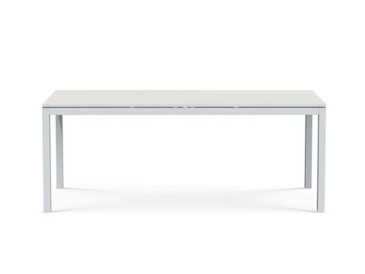 flat extendable dining table 160-250x100 By ETHIMO
