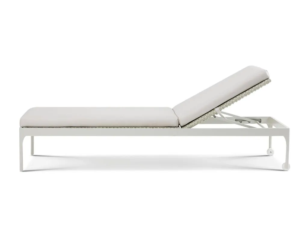 infinity sunbed By ETHIMO