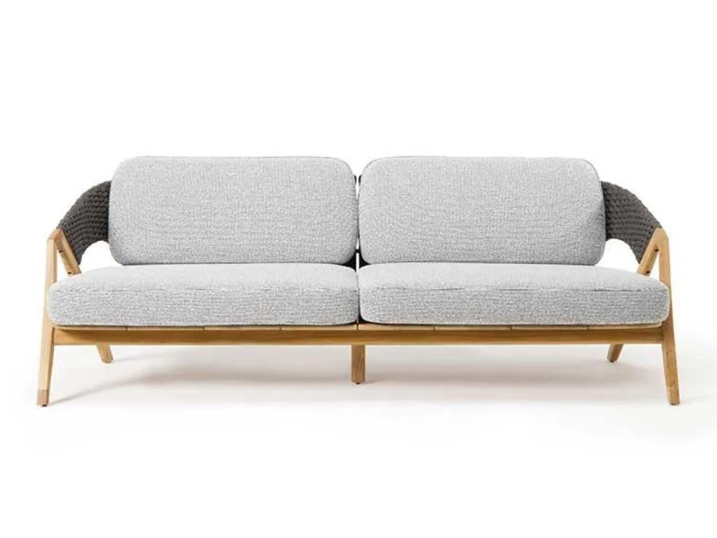 knit 3 seater sofa By ETHIMO