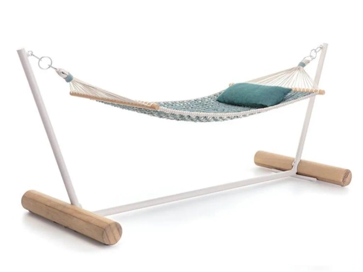 patio self supporting hammock By ETHIMO