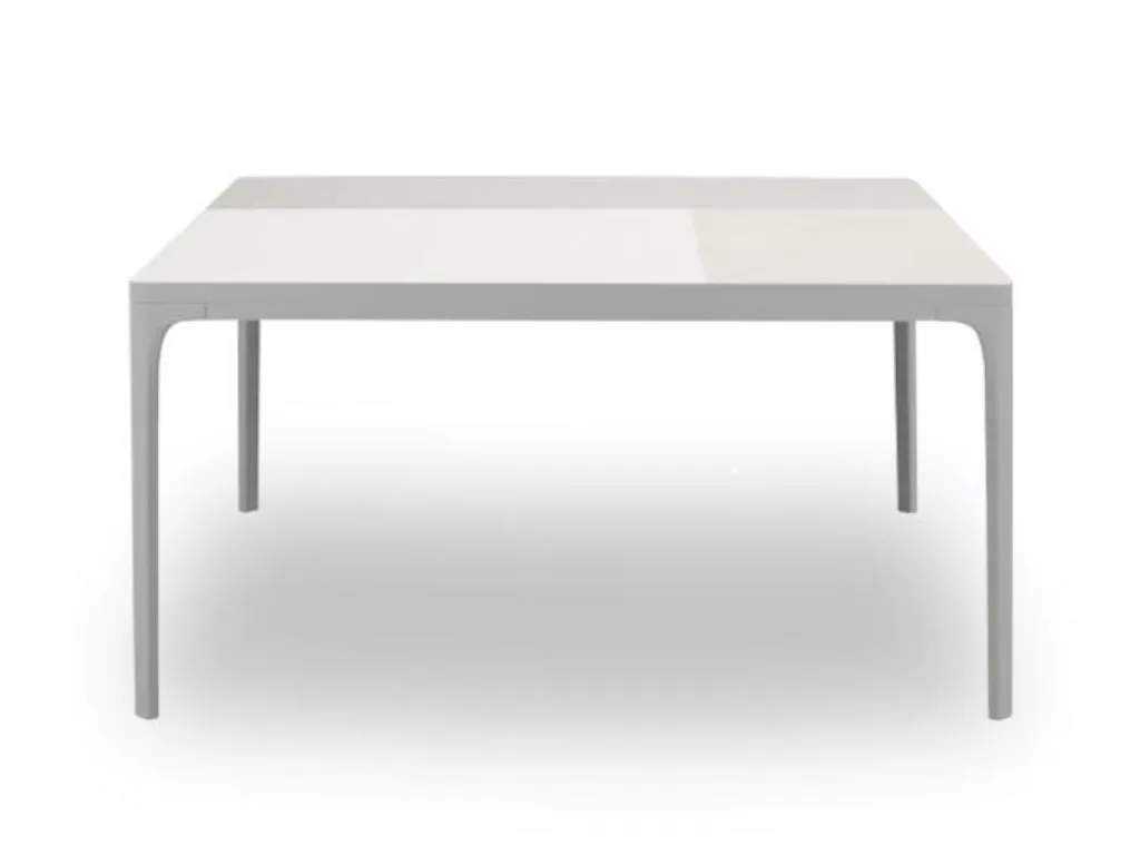 play square table 149x149 By ETHIMO