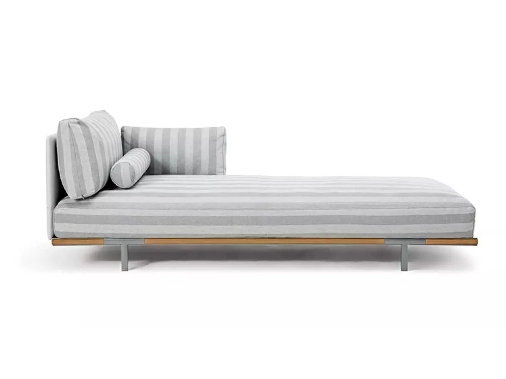baia daybed By ETHIMO