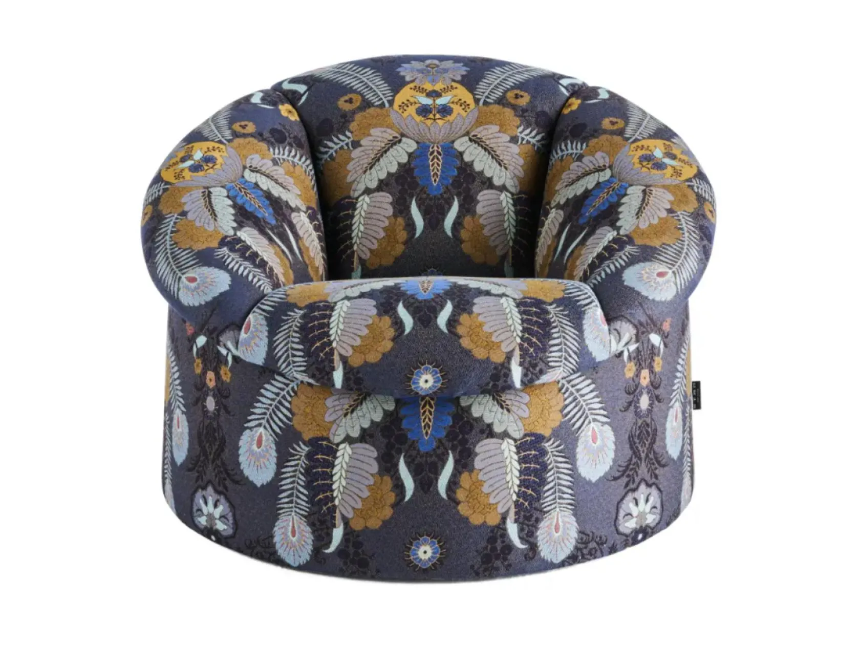 dahlia armchair By ETRO Home Interiors
